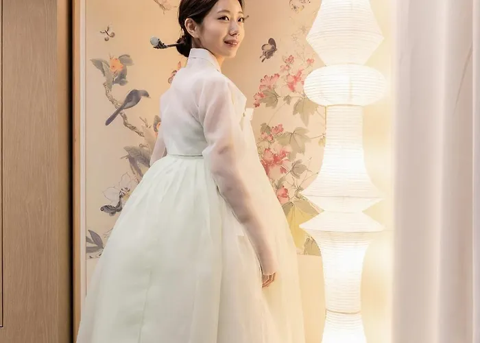 율 한옥 *
