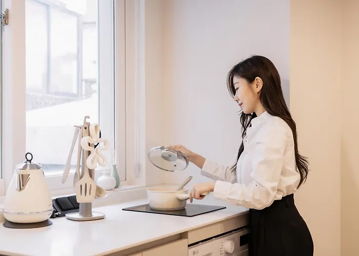 율 한옥 首爾